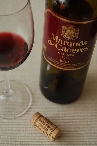 スペインワインの特徴とは ～おすすめワイン、ぶどう品種、当たり年 