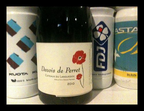 Tonight’s #drink is the 2010 Devois de Perret Coteaux du Languedoc #sbstdf #tourlesnack