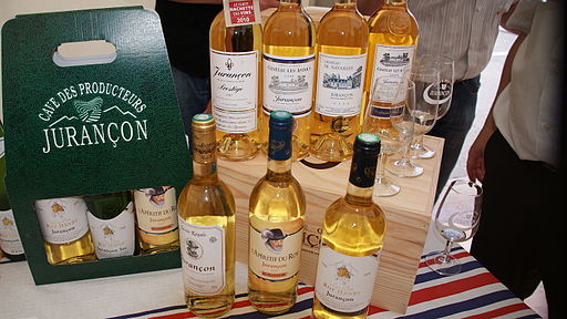 Vin de Juran?on cave des producteurs Jurancon Gan gamme bouteilles AOC - Wine french France