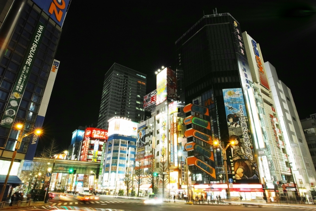 ワインバザール