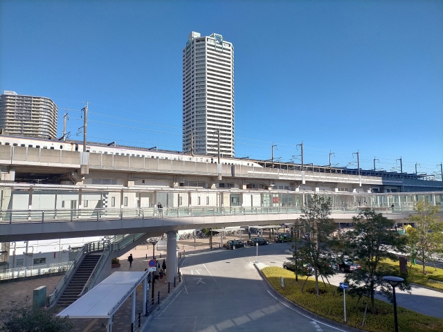 ワインバザール