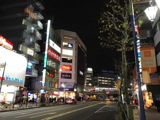 ワインバザール