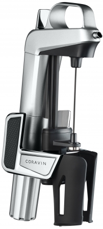 大阪「串焼＆Wine KURUMA」が、ワインの酸化を防止する最新技術「Coravin」を採用