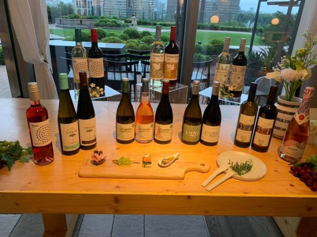 Wine Bazaar