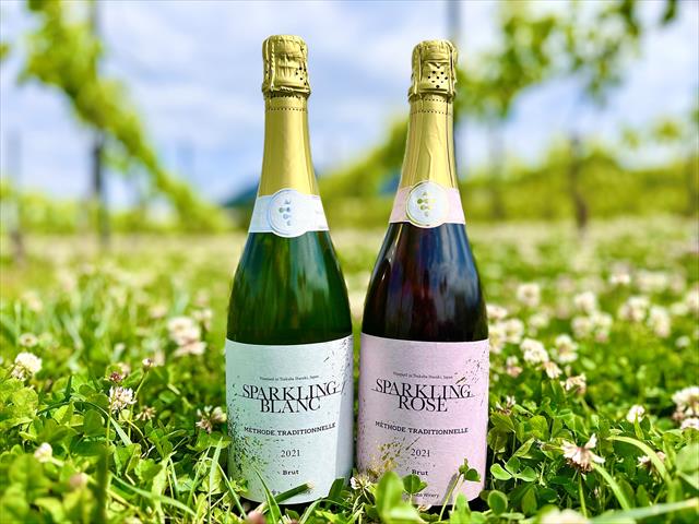 つくばワイナリー、2021ヴィンテージの「SPARKLING BLANC」「SPARKLING ROSE」発売