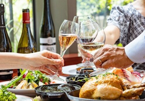 北参道のビストロ「LE BISTRO」にて夏限定ワインフリーフローを8月31日まで期間限定でスタート。泡・ロゼ泡・白・ロゼ・...